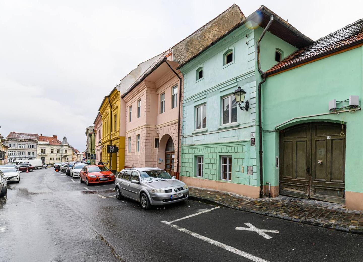 3 Min To Everything-Stylish-Modern-Old Fortress Braşov Eksteriør bilde